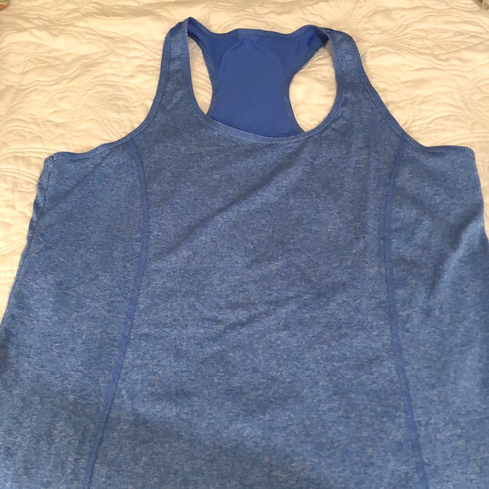 Danskin semi-fitted workout top